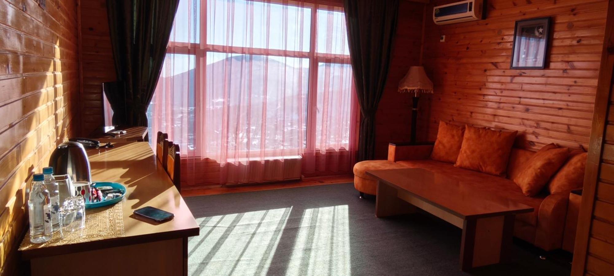 Kungut Hotel & Restaurant Şǝki Eksteriør billede