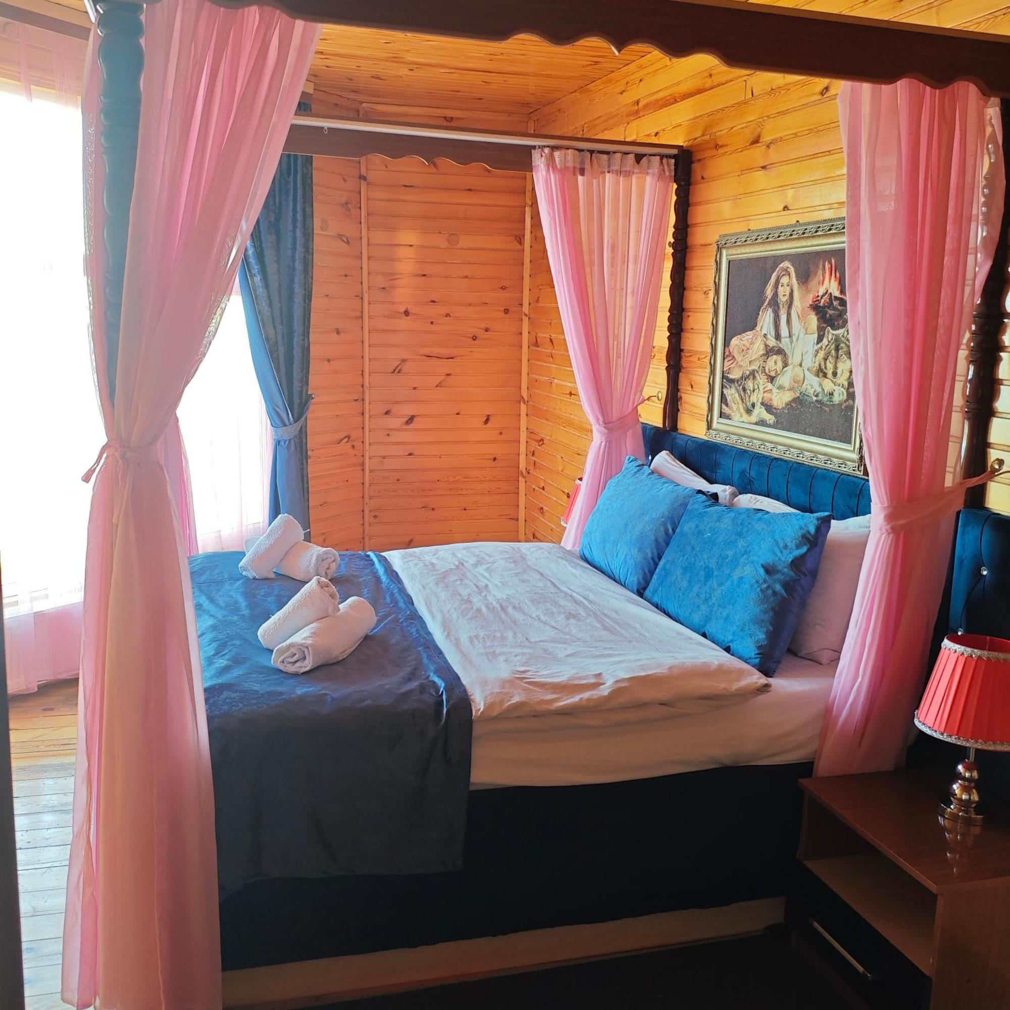 Kungut Hotel & Restaurant Şǝki Eksteriør billede